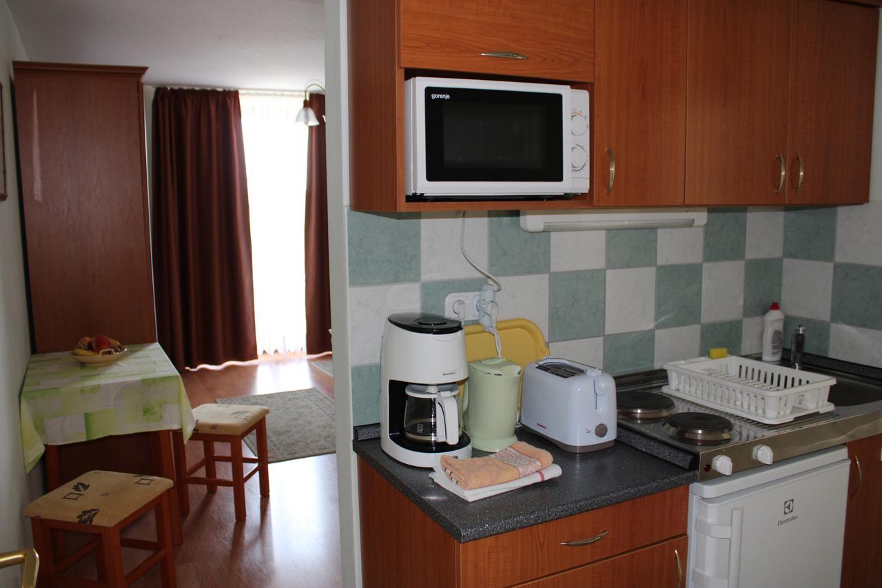 Erika Apartmanházak Heviz Exterior foto