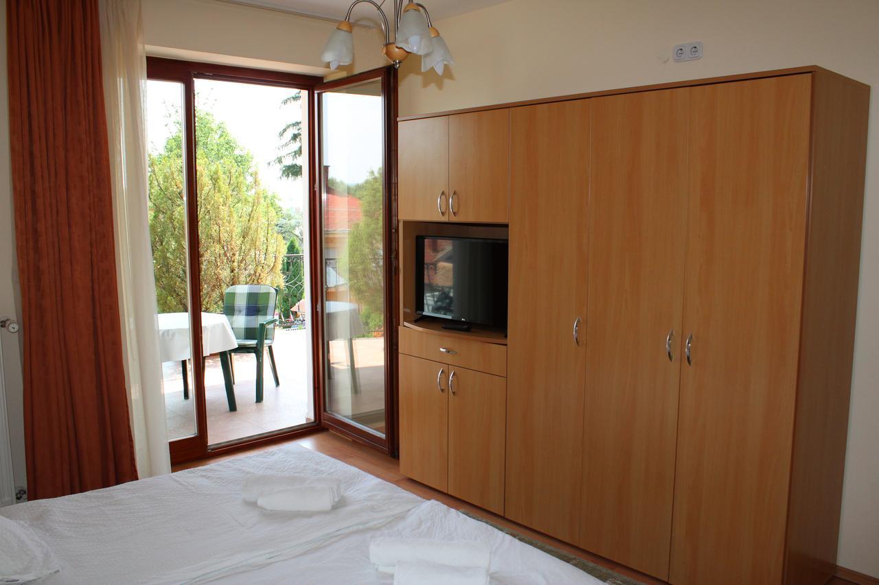 Erika Apartmanházak Heviz Exterior foto