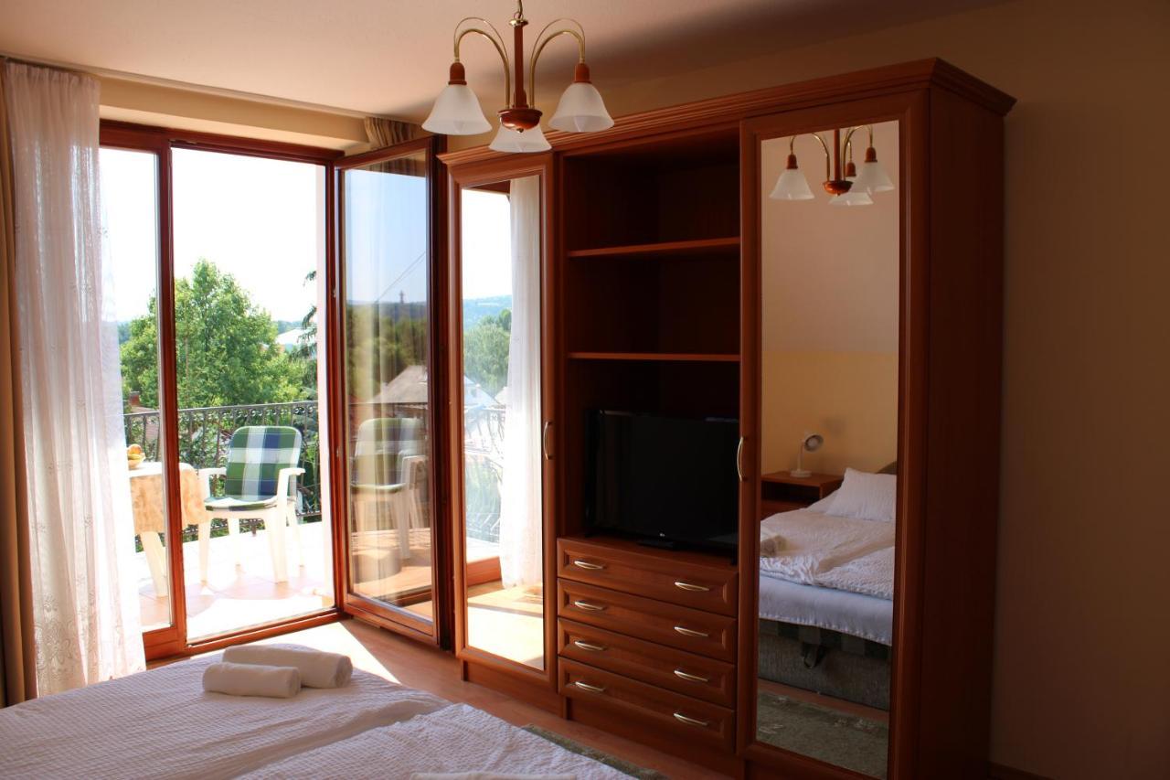 Erika Apartmanházak Heviz Exterior foto